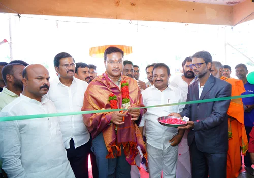 Exclusive Dealers Showroom (Hyderabad) (1)