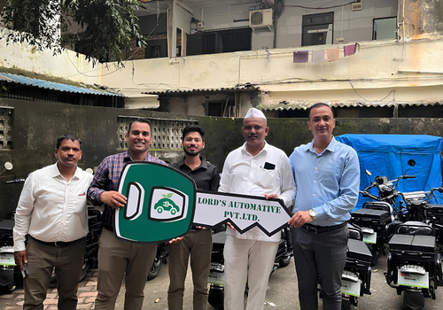 Lord’s Automative Welcomes Mumbai Dabbawala in their extended Family 1 (3)